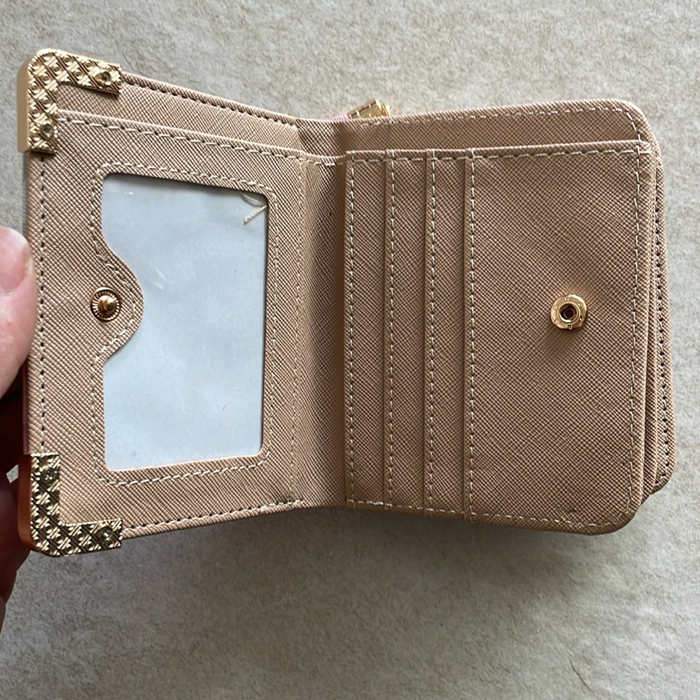 Wallet - Picture 3 of 8
